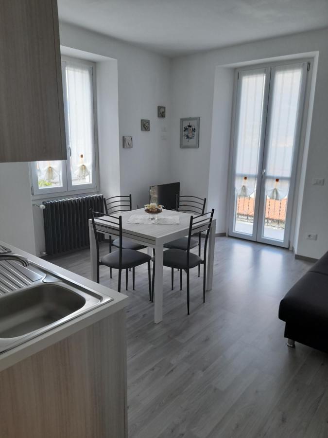 Lescen White Residence - Lake View 레체노 외부 사진