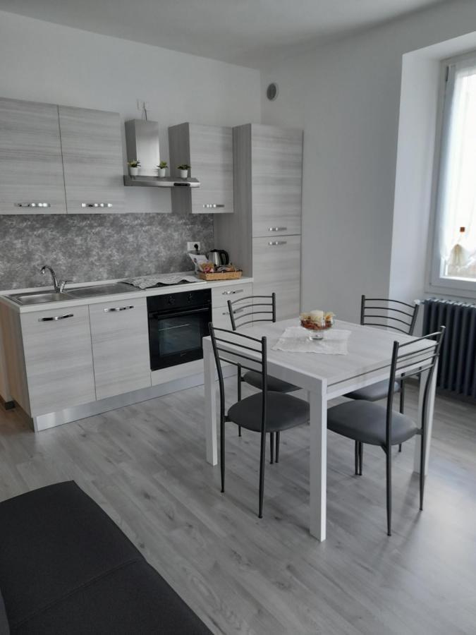 Lescen White Residence - Lake View 레체노 외부 사진
