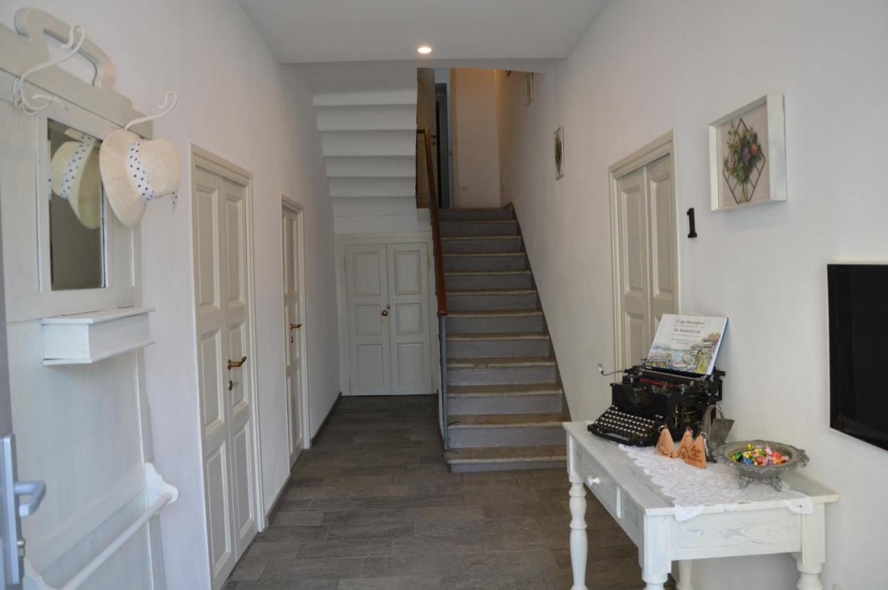 Lescen White Residence - Lake View 레체노 외부 사진