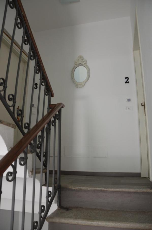 Lescen White Residence - Lake View 레체노 외부 사진